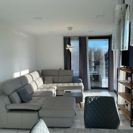 Luxury Apartments In Balatonalmadi, Almadi Lux Apartman II - Crystal White المظهر الخارجي الصورة